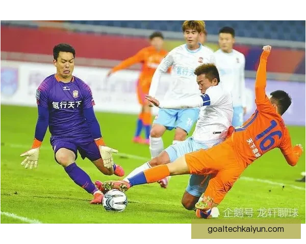 萨维奇表现稳健 迎来广泛关注助力球队胜利